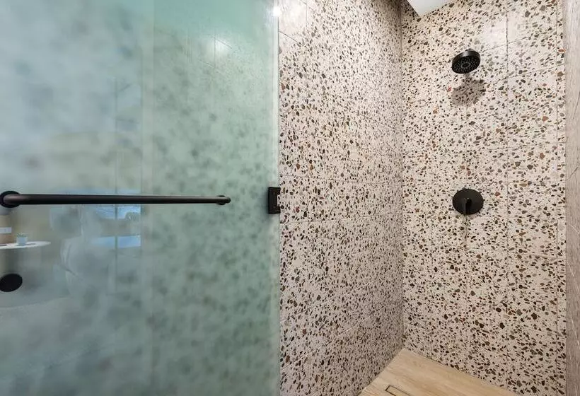 Hibird  Apartment And Suites