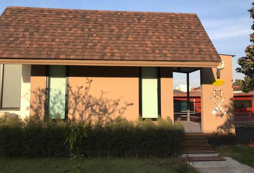 호텔 Boathouse Boutique Riverside