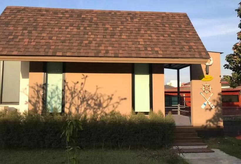 ホテル Boathouse Boutique Riverside