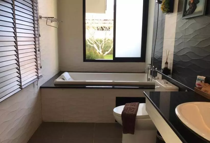 ホテル Boathouse Boutique Riverside