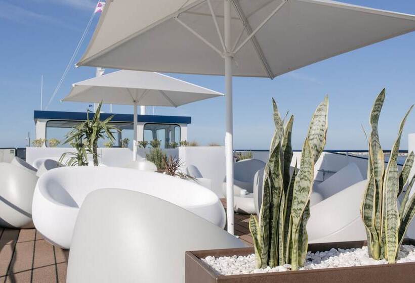 Costa Do Sal Hotel Boat Lounge