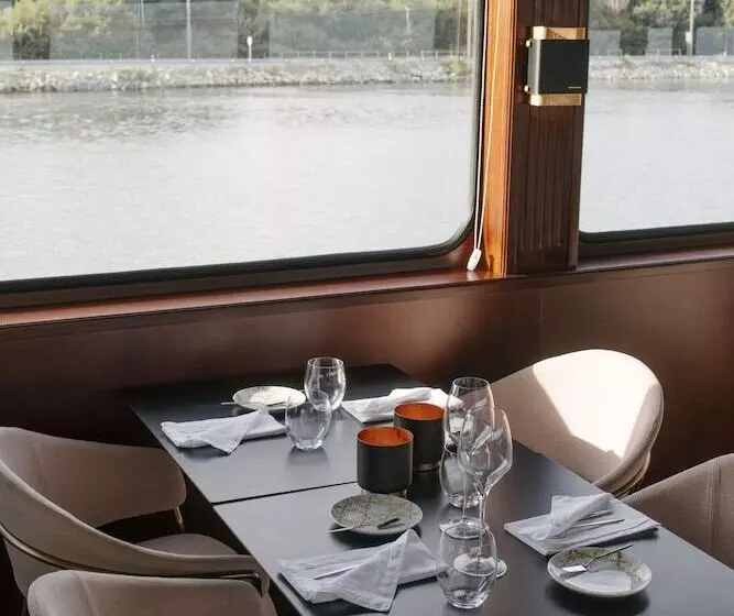 Costa Do Sal Hotel Boat Lounge