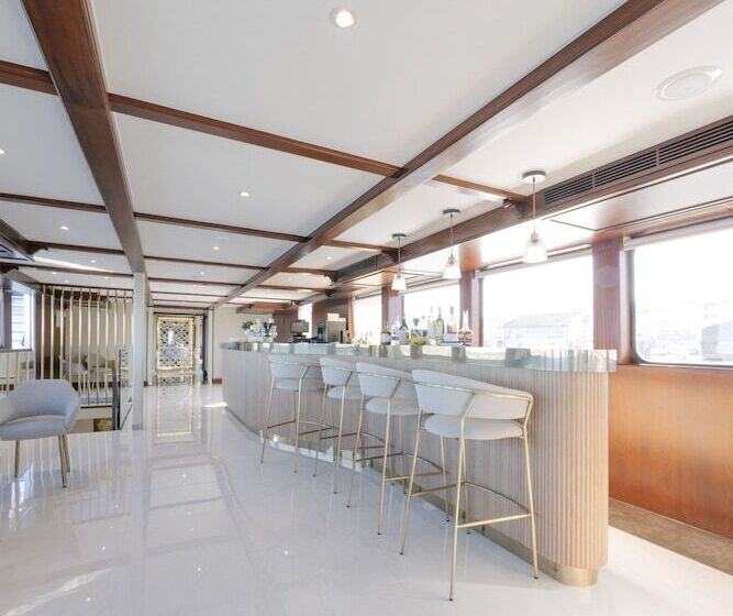 Costa Do Sal Hotel Boat Lounge