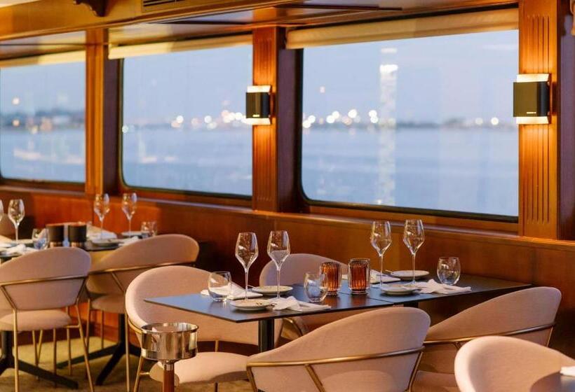 Costa Do Sal Hotel Boat Lounge