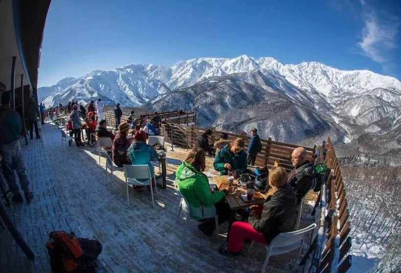 Hotelli Hakuba Funny Hours