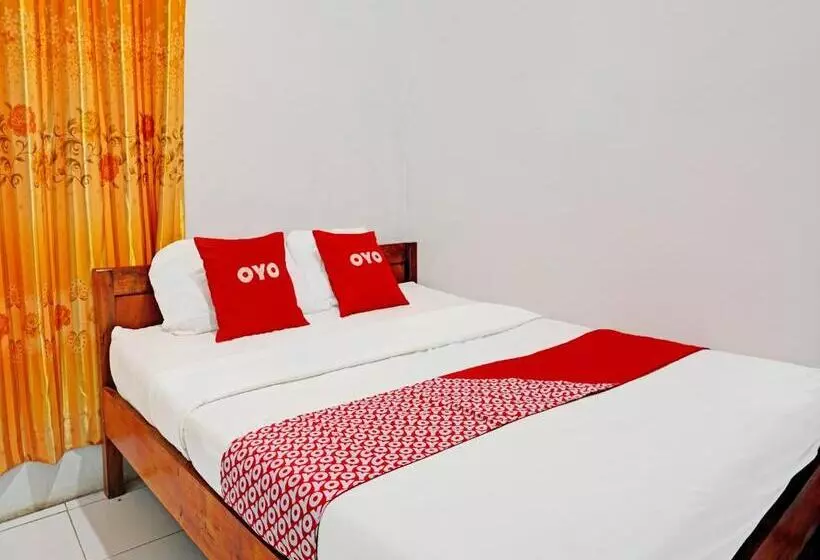 Hotelli Oyo 92021 Dua Putra Homestay Klayar