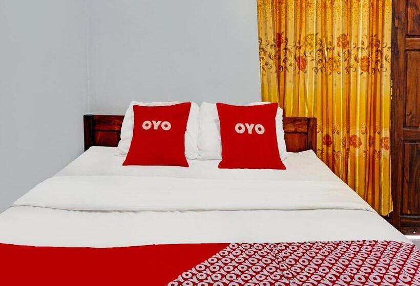 Отель Oyo 92021 Dua Putra Homestay Klayar