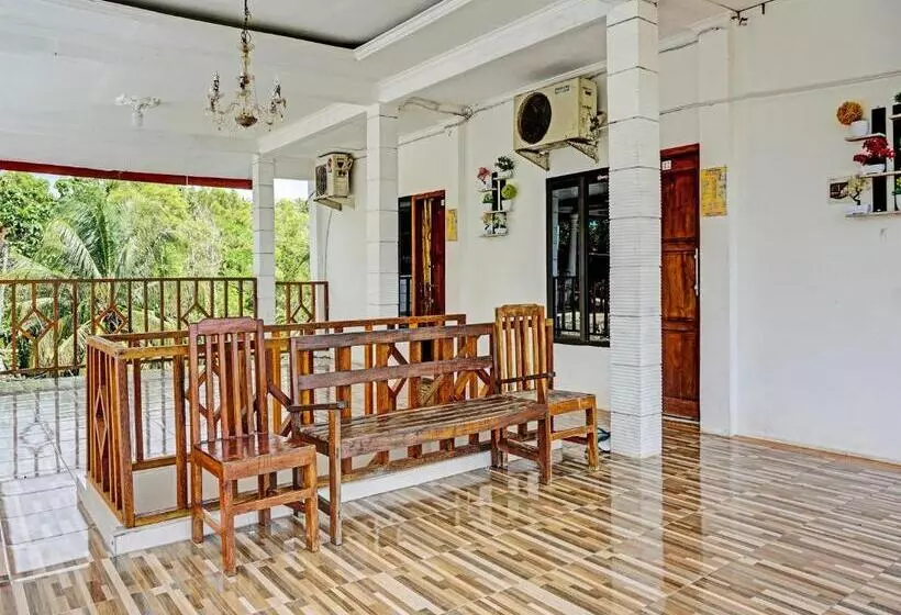 Hotelli Oyo 92021 Dua Putra Homestay Klayar