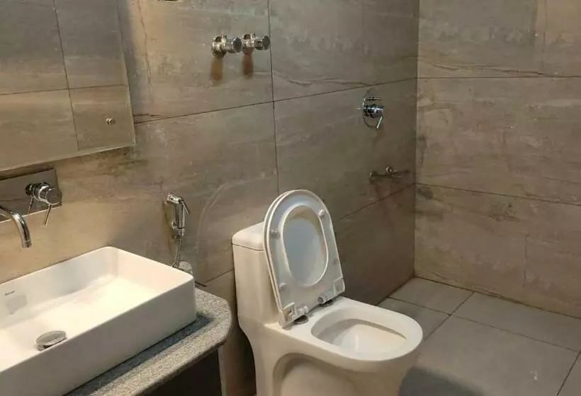 Hotel River Edge