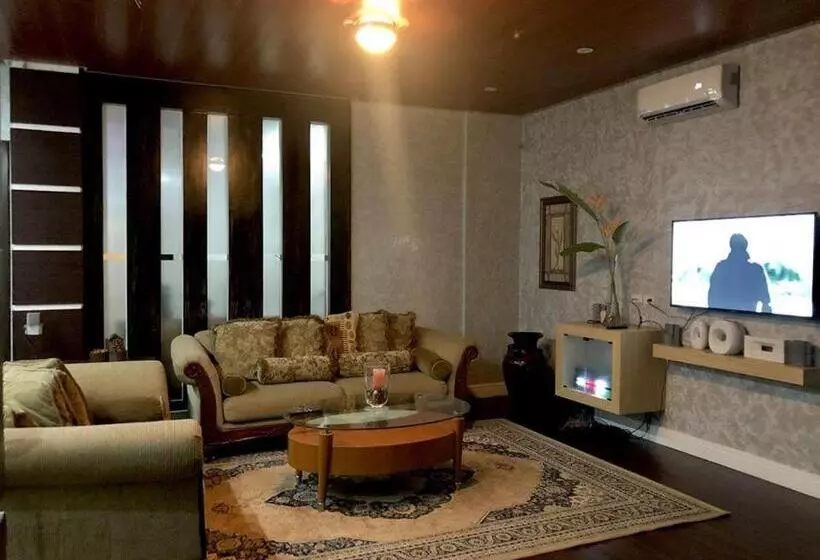 Seacliff Suites Hotel And Resort