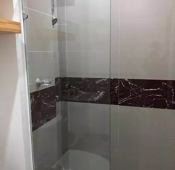 Seacliff Suites Hotel And Resort