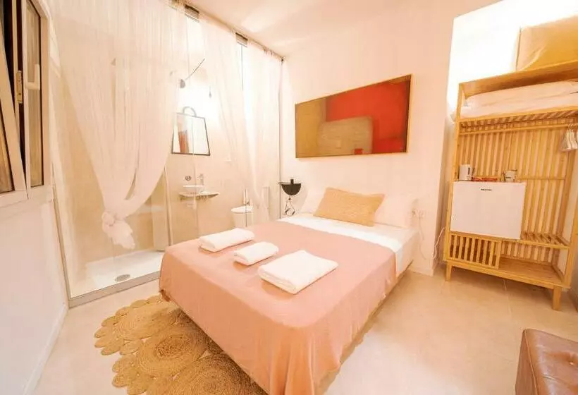 Hotelli Sitges Beach Hostal