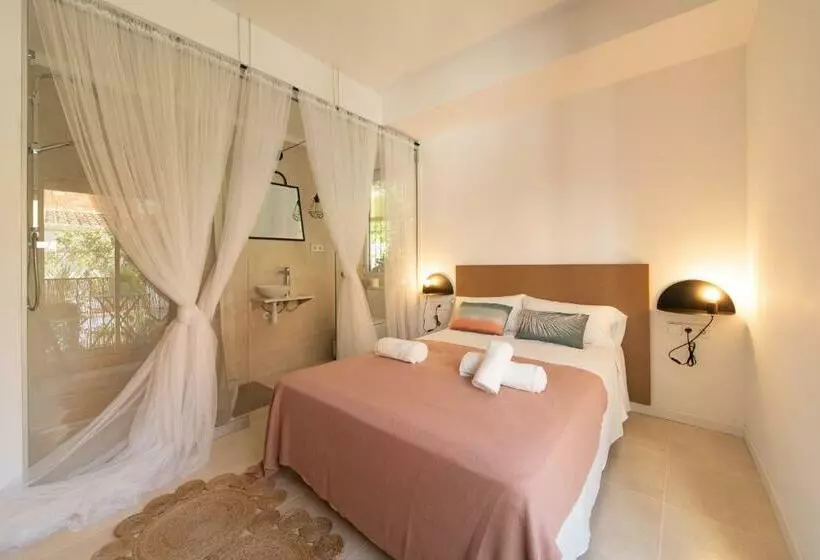 Hotelli Sitges Beach Hostal