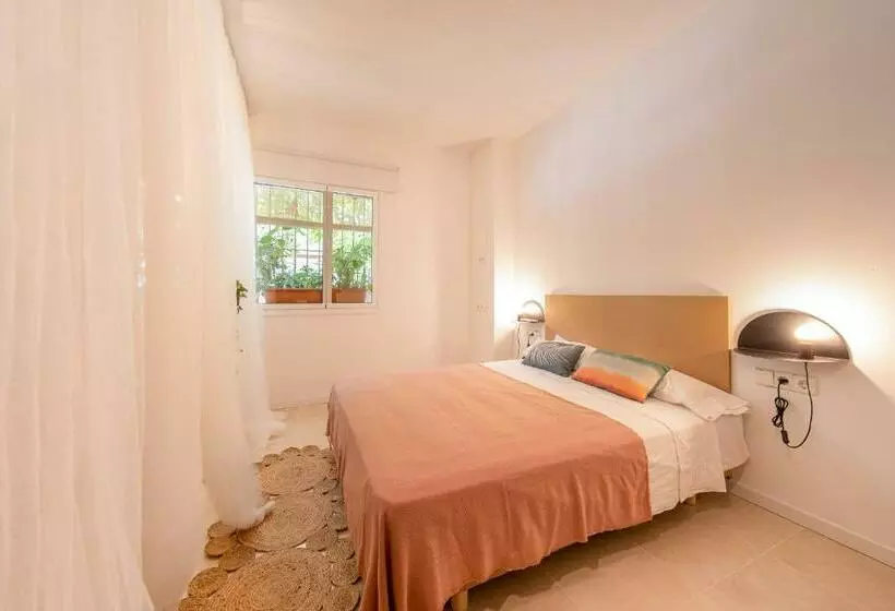 Hotelli Sitges Beach Hostal