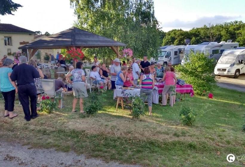 بنسيون Domaine De Grand Homme