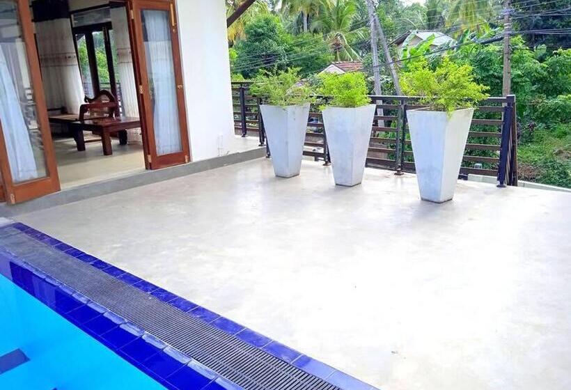 פנסיון Heaven Thalalla  4bhk Superior Villa With Private Pool And Inside Apartments