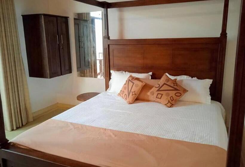 פנסיון Heaven Thalalla  4bhk Superior Villa With Private Pool And Inside Apartments