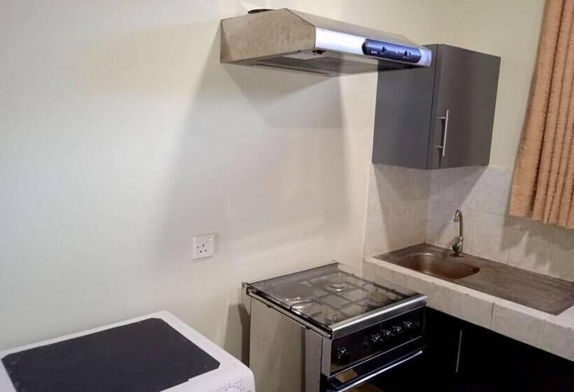 פנסיון Heaven Thalalla  4bhk Superior Villa With Private Pool And Inside Apartments