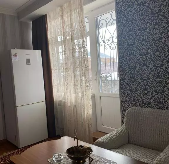 پانسیون Madoyan Guest House
