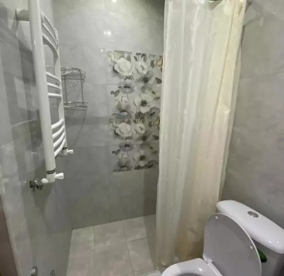 پانسیون Madoyan Guest House