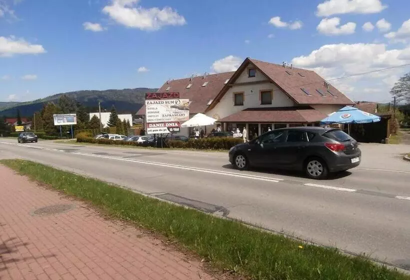 هاستل Sum Restauracja &