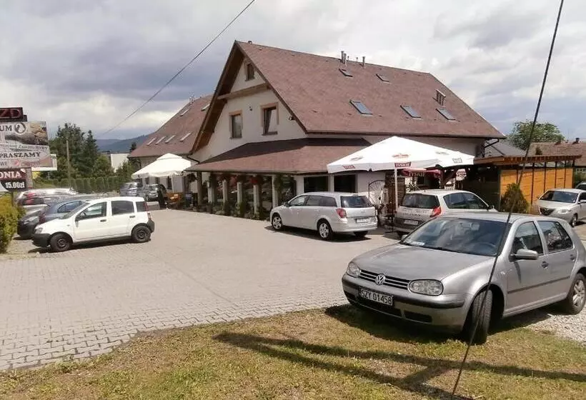 هاستل Sum Restauracja &