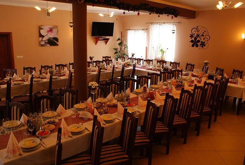 旅馆 Sum Restauracja &