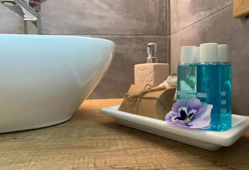 تختخواب و صبحانه Acquamaris Tuerredda