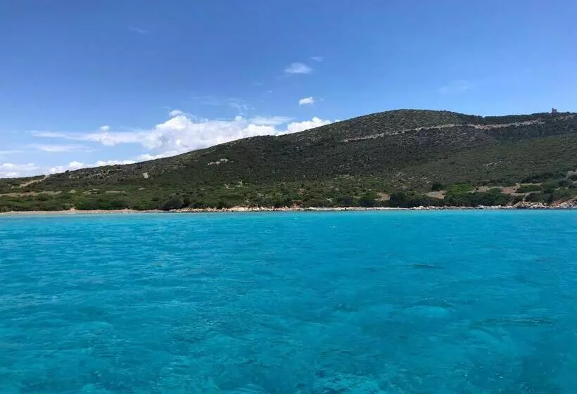 تختخواب و صبحانه Acquamaris Tuerredda