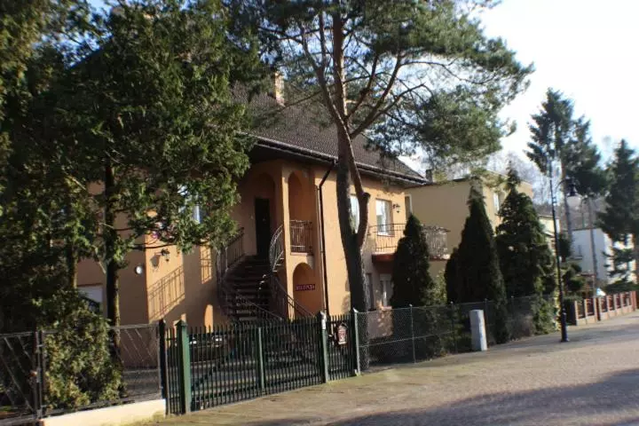 Aamiaismajoitus (B&B) Blekitna Laguna Pobierowo