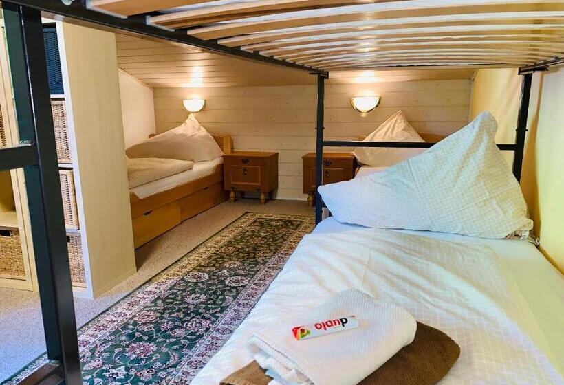 مبيت وإفطار Haus Tirol