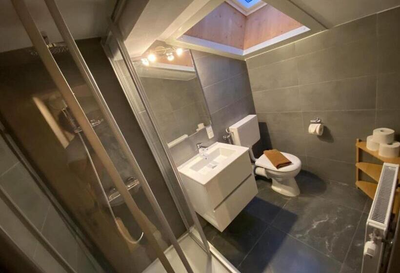 مبيت وإفطار Haus Tirol