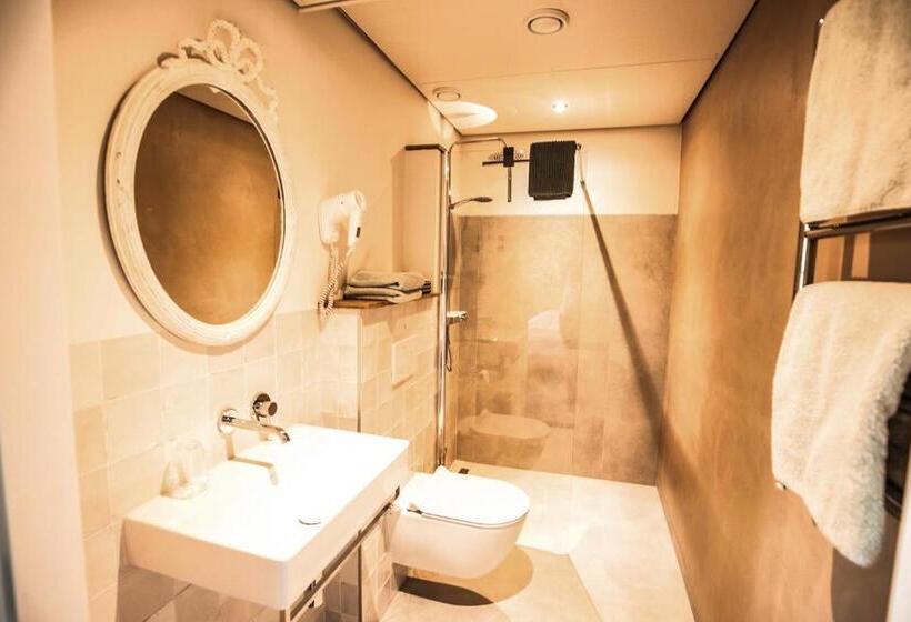 فندق Hof Van Kleeberg