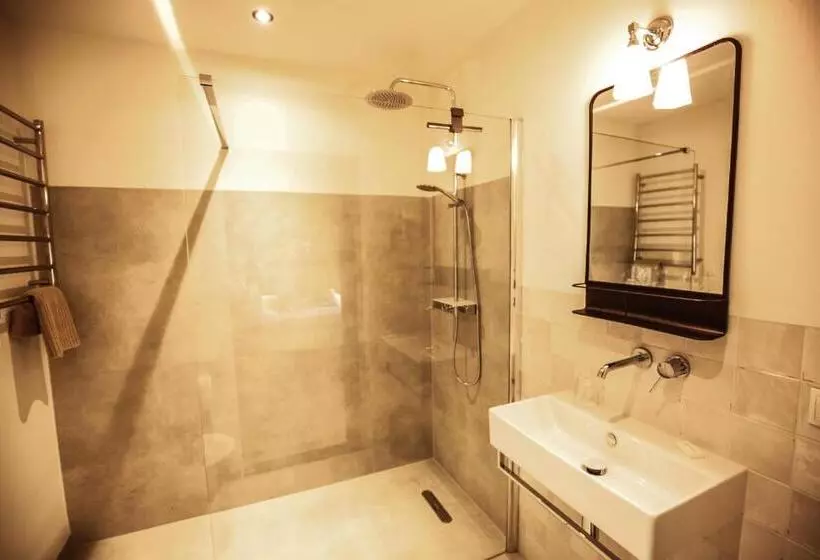 Hotelli Hof Van Kleeberg