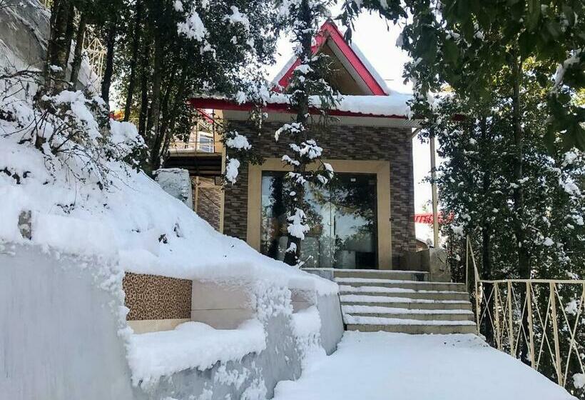 Hotel Kvr Clarks Inn, Kufri