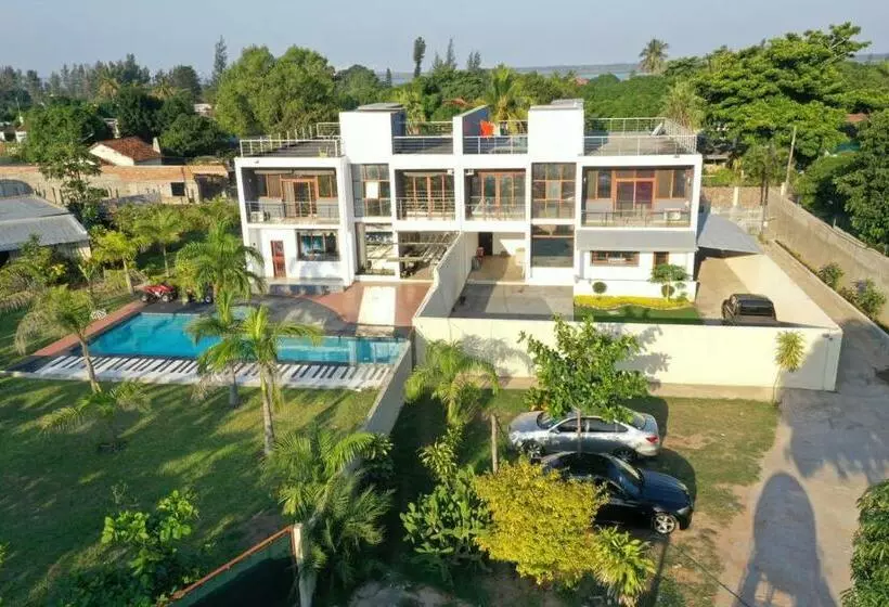 Moringa Hotels