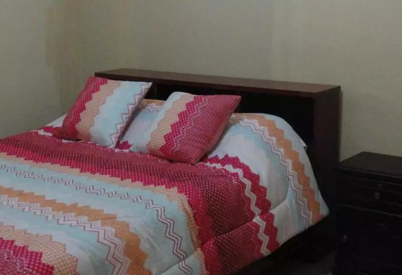 پانسیون Hostel Del Piamonte 2