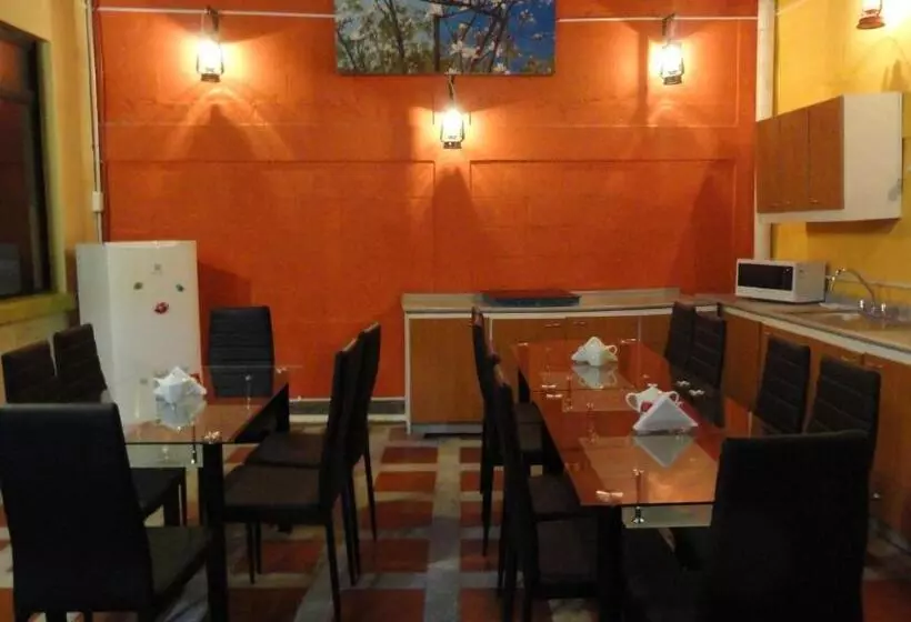 پانسیون Hostel Del Piamonte 2