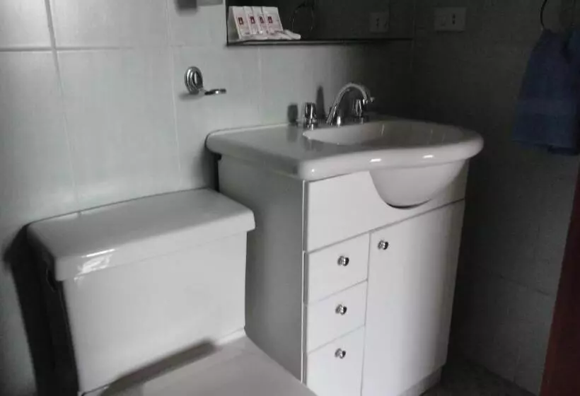 پانسیون Hostel Del Piamonte 2