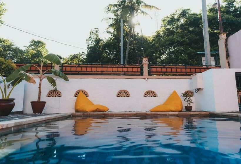 膳宿费 Mong Bungalows