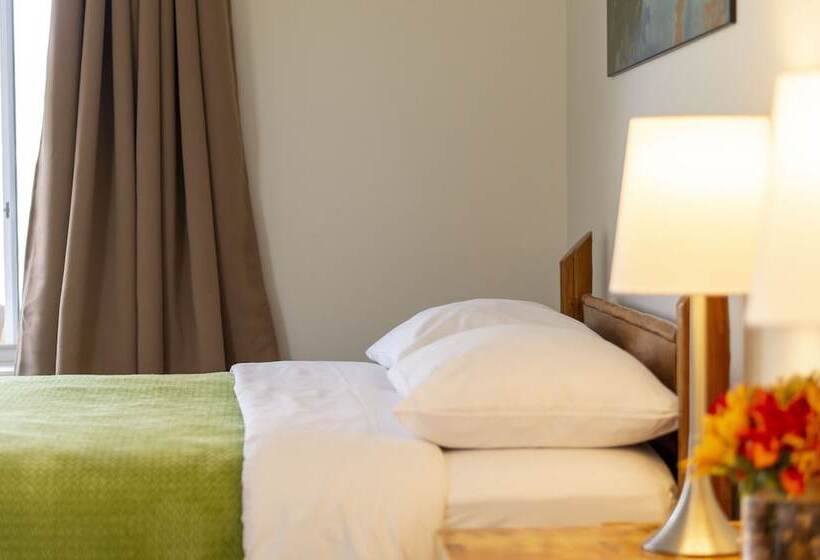 Wayside Motel Manitoulin