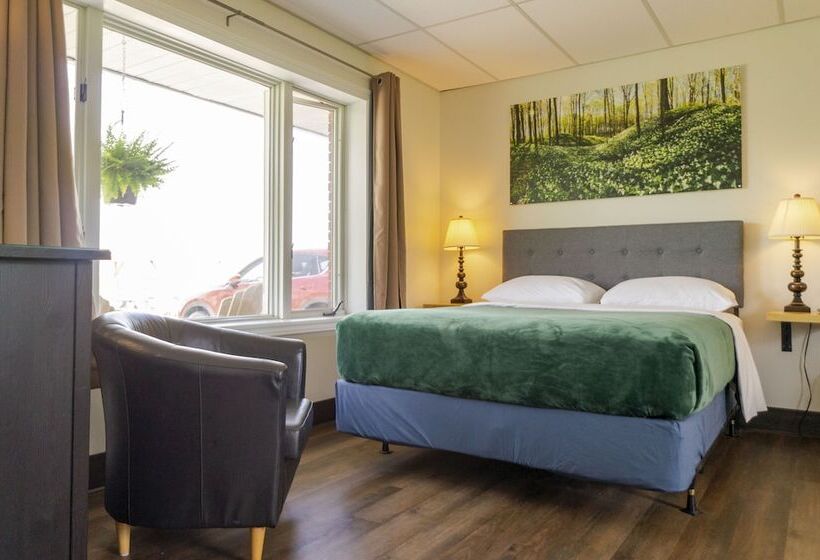 Wayside Motel Manitoulin