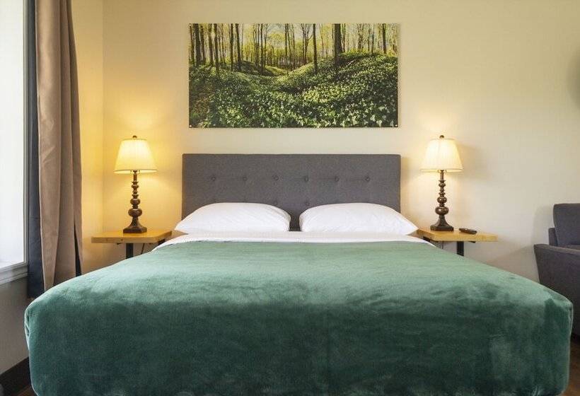 Wayside Motel Manitoulin