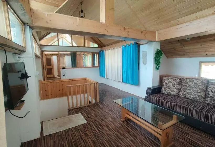 ベッドアンドブレックファースト Akasa Boutique Homestay