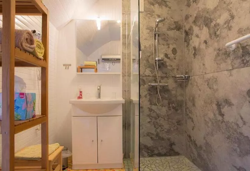 ベッドアンドブレックファースト Chambres D Hôtes Pom  Paille