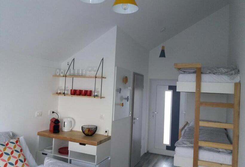 تختخواب و صبحانه Mamut Stay