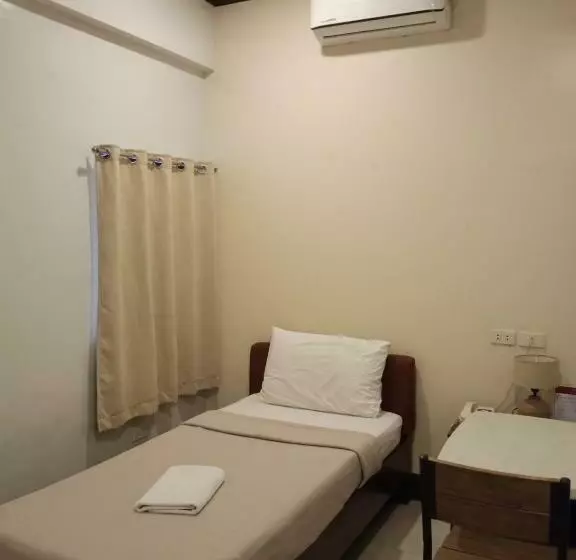 هتل Ab Star Suites