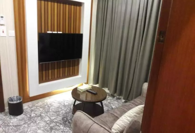 فندق حياة تاون املج 1