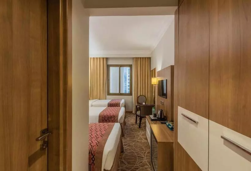 Hotelli Al Madina Golden