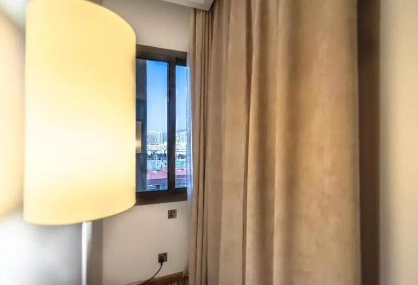 Hotelli Al Madina Golden